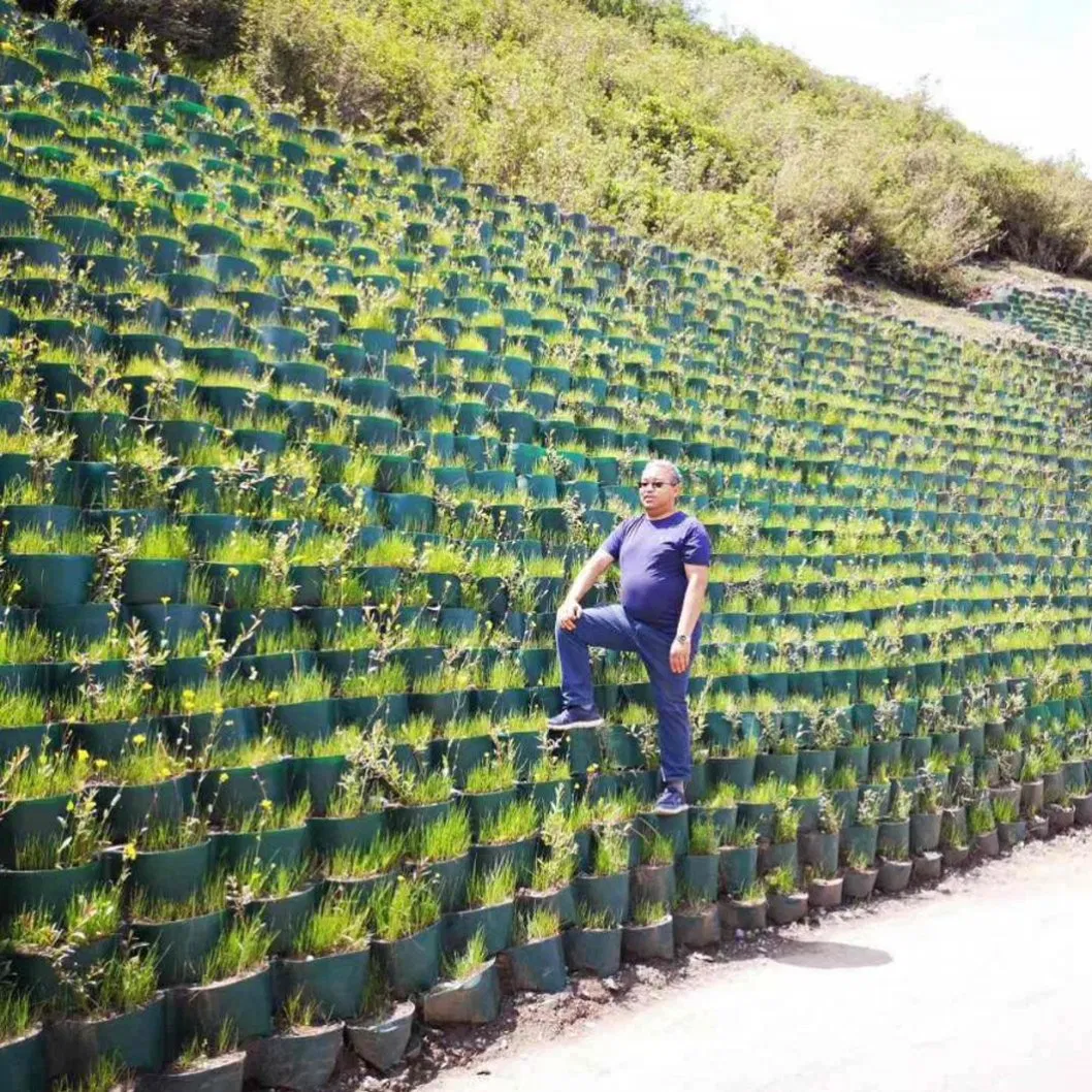 Direct Sales to Reduce Engineering Costs Gravel Stabilizer Grid HDPE Perforated Geocell