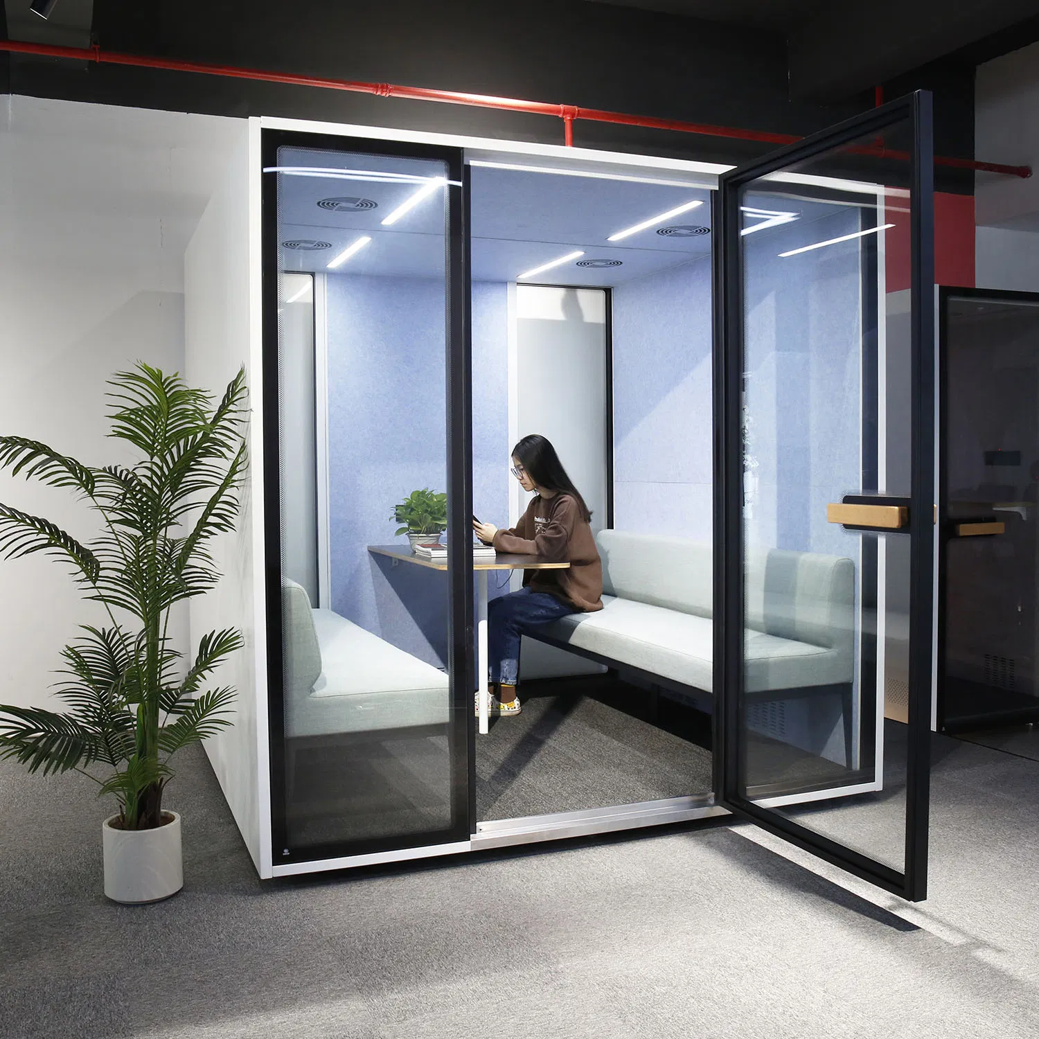 Premium Privacy Coworking Soundproof Work Pod for Office or Home Use