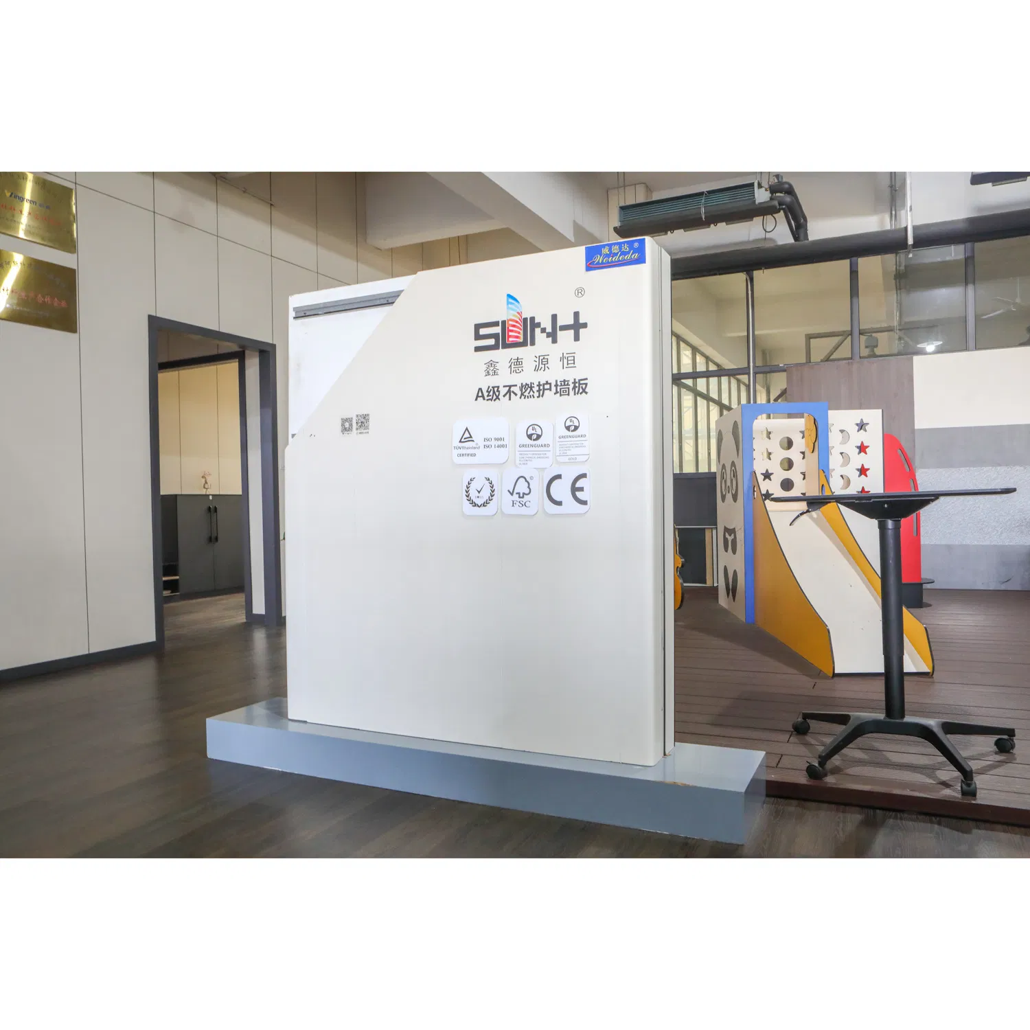 Fireproof Building Material Wood Grain Phenolic Resin Kraft Paper High Pressure Compact Laminate HPL Board for Wardrobes Cabinets