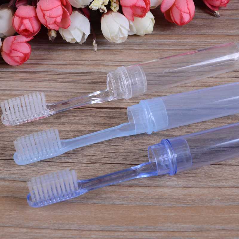Portable Toothbrushes Are Suitable for Use in Hotels and on Trips.