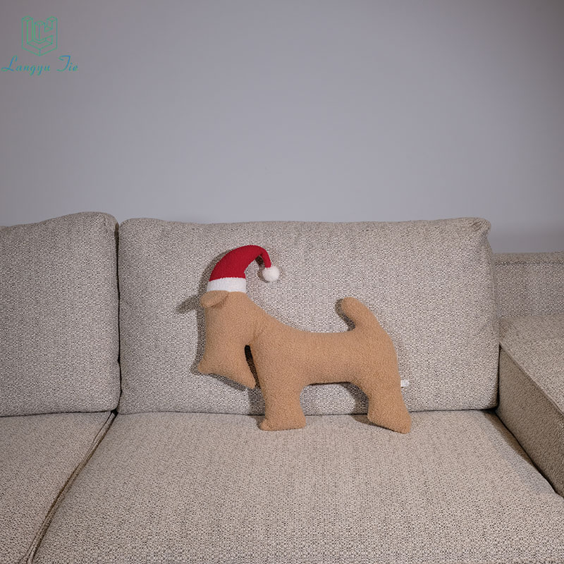 Wholesale Langyu Special-Shaped Cushions Dutch Velvet Deer Pillow Christmas Throw Pillows Christmas Elk Cushions