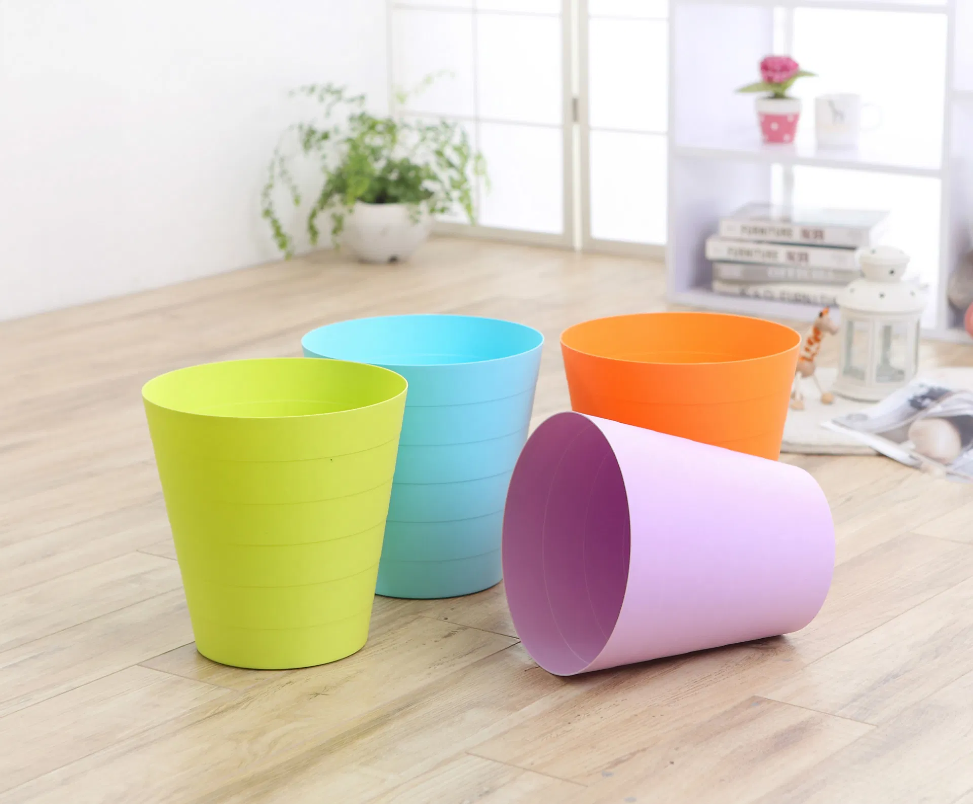 Eco- Friendly Plastic Household Trash Can