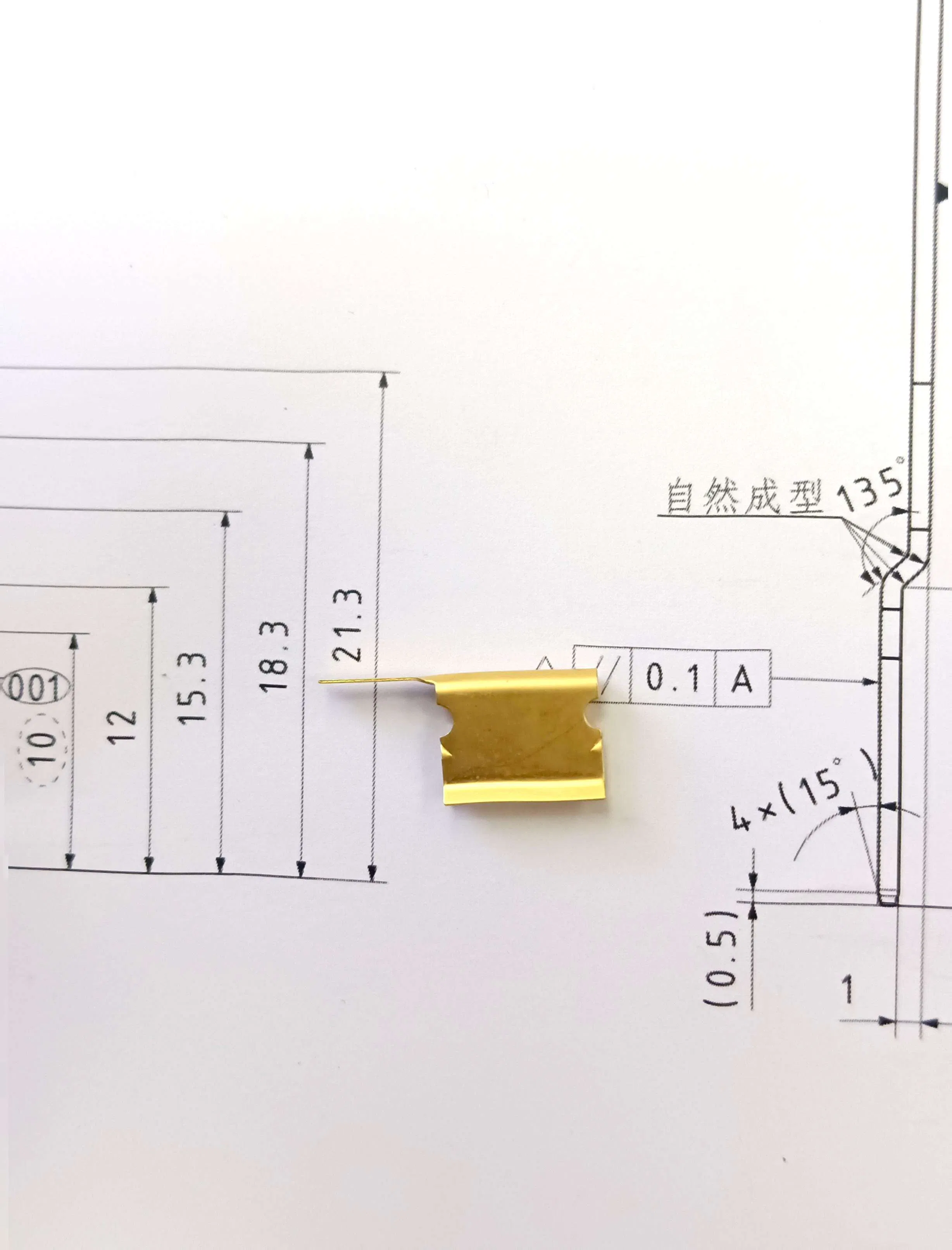 Позолоченный клеммный соединитель