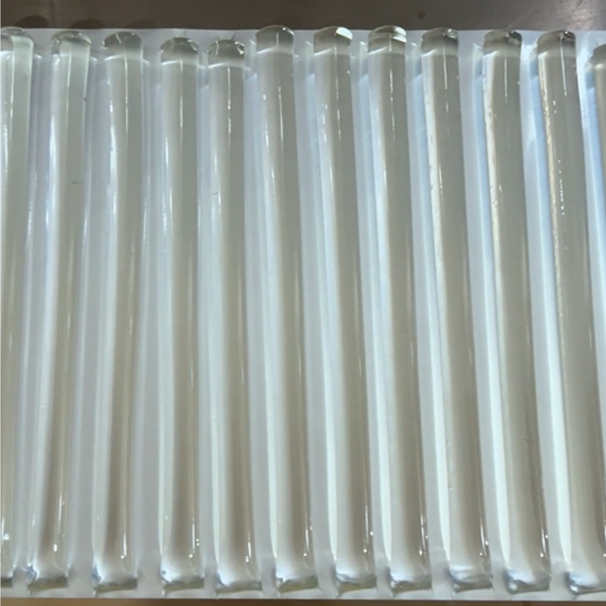 Ultra-Clear Silicone Adhesive for Glass and Crystal Crafts