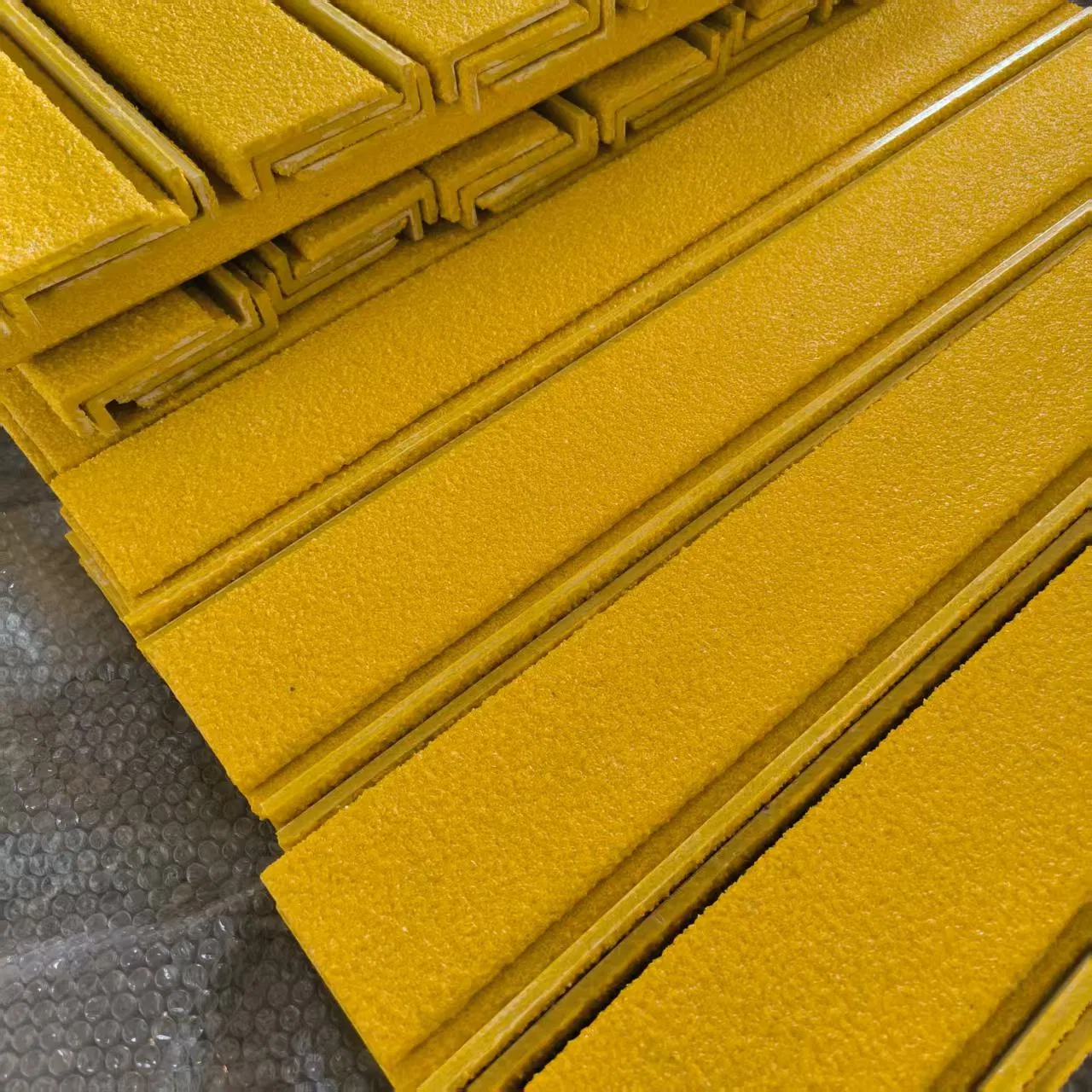 10mm Thick FRP/GRP Abrasive Stair Tread Nosing Flat Bars/Angle Bars on Wood, Concrete or Steel Bar Grating Stair Treads