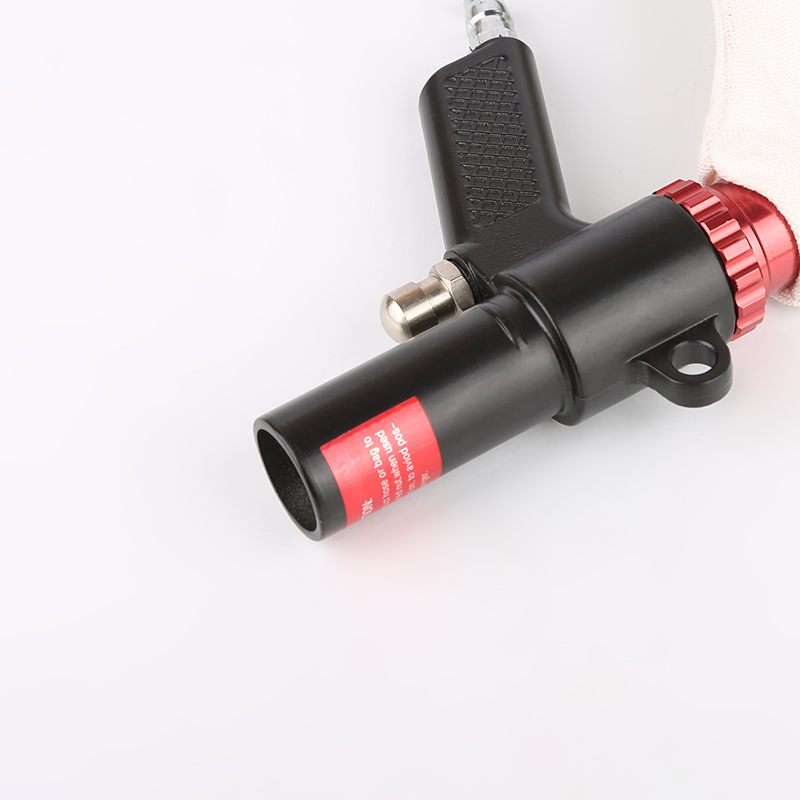 Пневматический пистолет для обдува с пылесборником