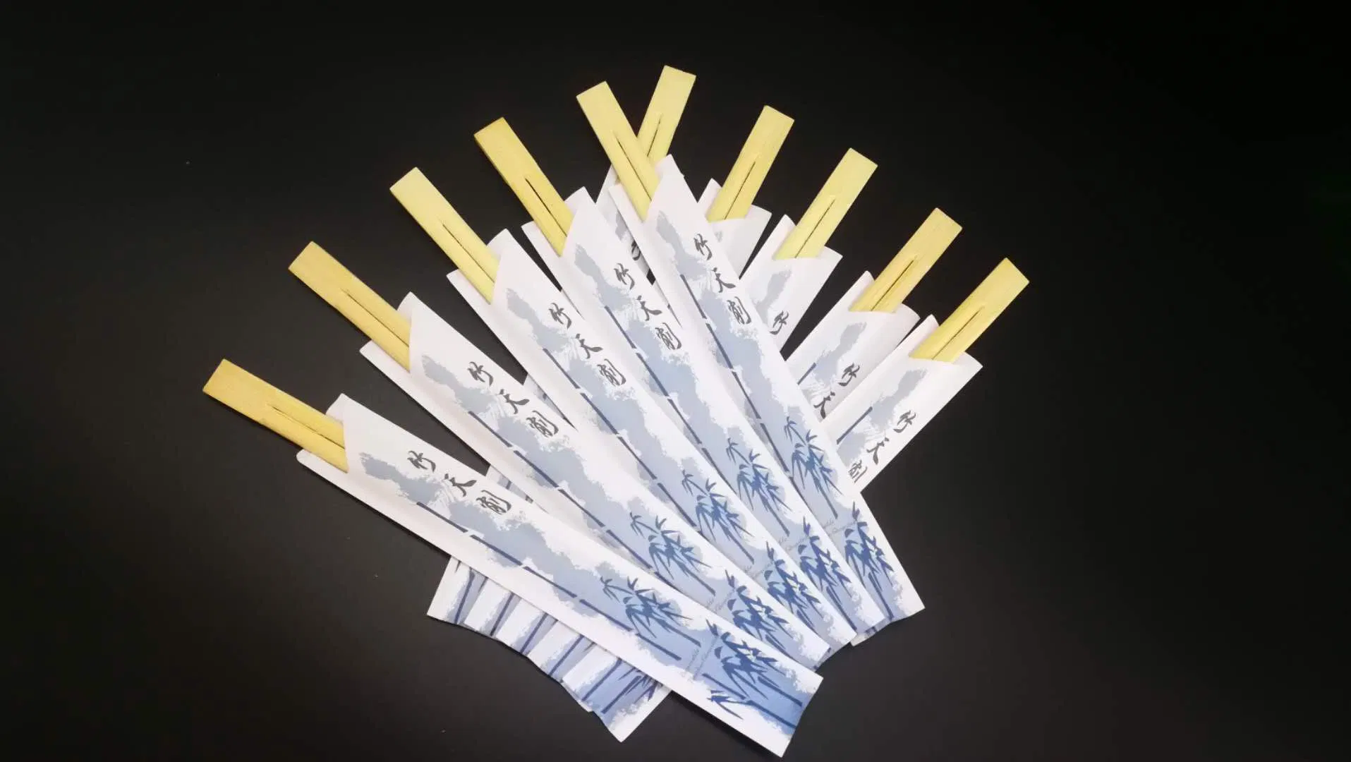 Chinese Factory Direc Bulk Sale Bamboo Chopsticks with Customized Sleeve