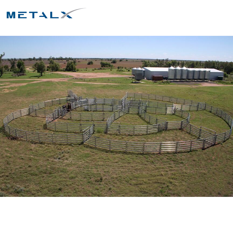 Galvanized Graduated Fixed Knot Welding 3 Meter 4-Rail Livestock Tight Lock Corral Fence for Horse/Field Cattle/Sheep/Goat/Deer/Game