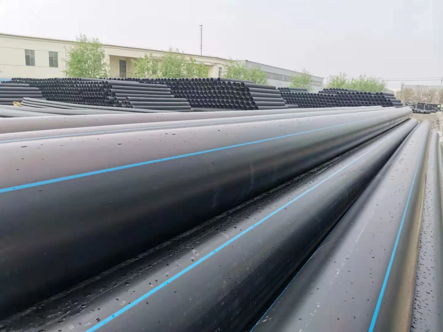 ISO Standard Factory HDPE Pipe 20-1200mm Polyethylene Pipe