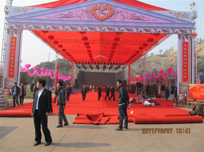 Rigeba Professional 400*400mm/300*300mm High Quality Spigot Truss Stage Aluminum Truss for Events