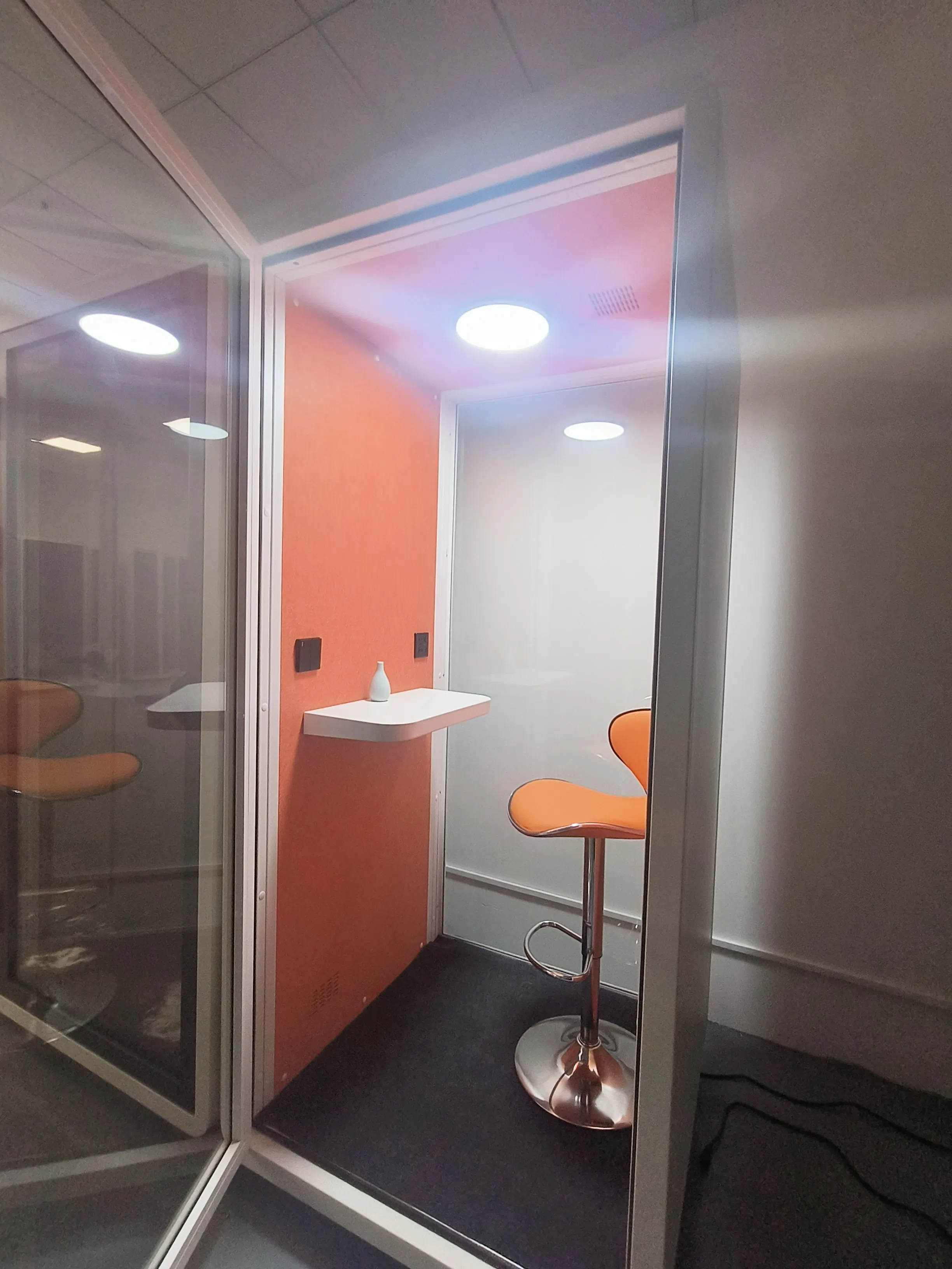 Convertible Acoustic Booth for Ultimate Sound Isolation Experience