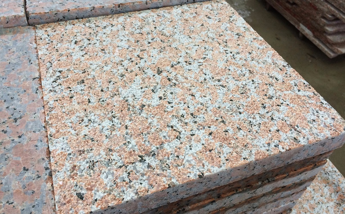 Natural Stone Black/Red/Grey/White/Pink/Yellow/Brown/Blue Polished/Flamed G603/G654/G664/G602/G682/G684/G562 Granite for Tiles/Wall/Slabs/Countertop Price