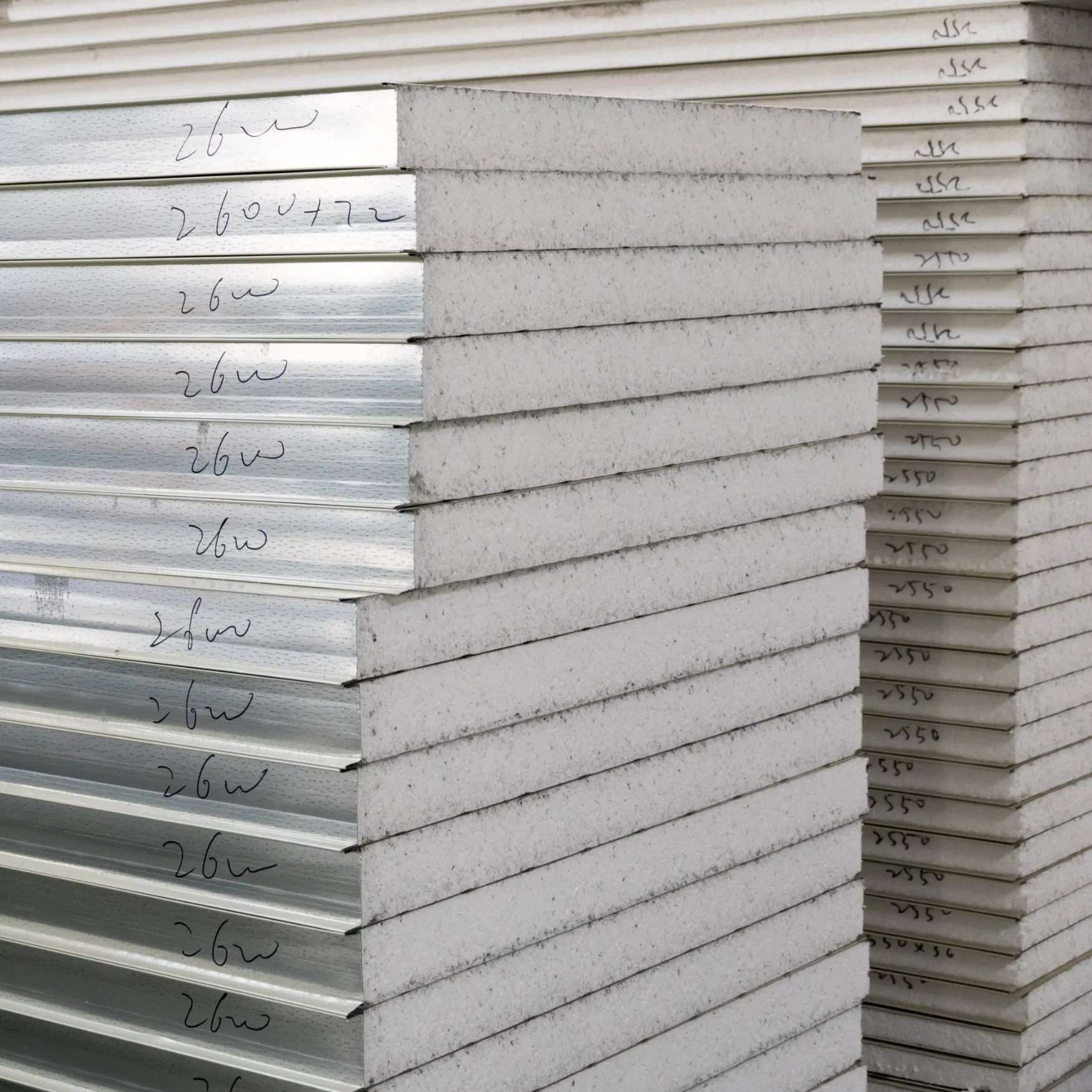 Good Price Hot-Rolled Steel Bottom Wall Beam Xiamen Building Mobile Prefabricated House