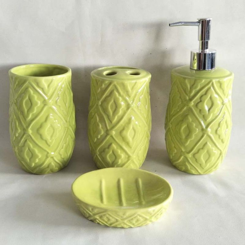 Wall-Mounted Bathroom Dispenser for Shampoo and Conditioner Soup Saucer