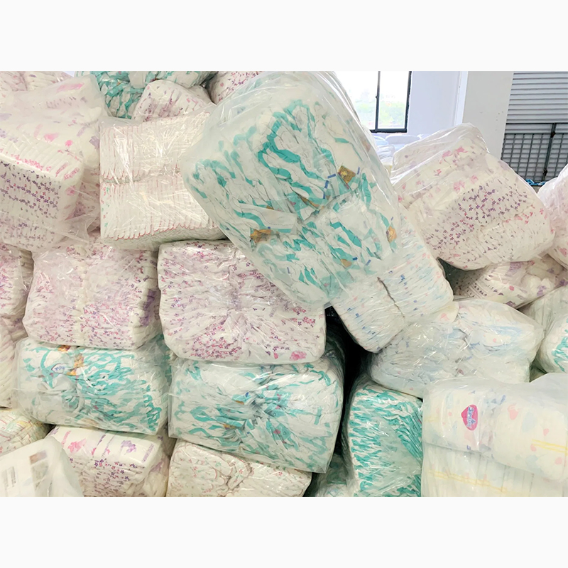 High Absorption Good Quality Grade B Diaposable Baby Products Stocklot Cheap Full Size Baby Diapers Beba Diaper Ready to Ship