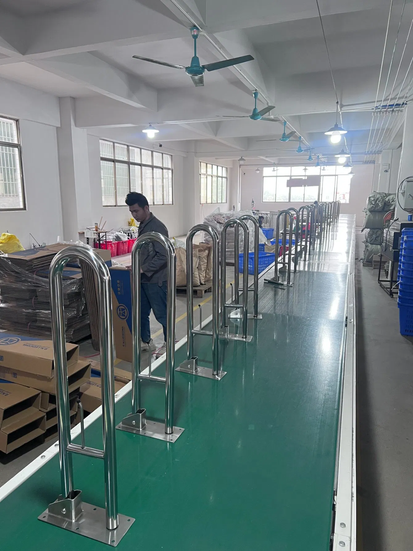 Steel Bathtub Bar Barth Safety Products (SC-BR01)