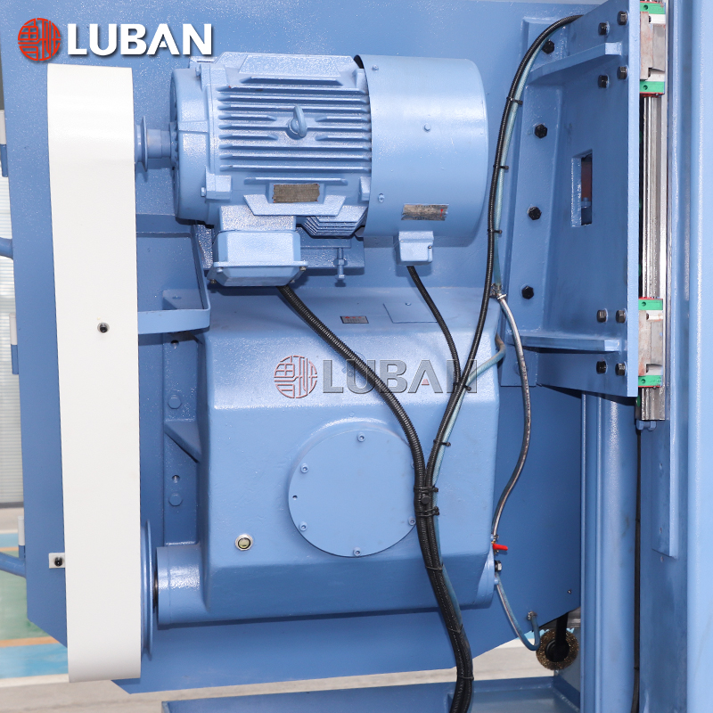 Станок ленточнопильный полуавтоматический промышленный по металлу 800 мм GB-4280