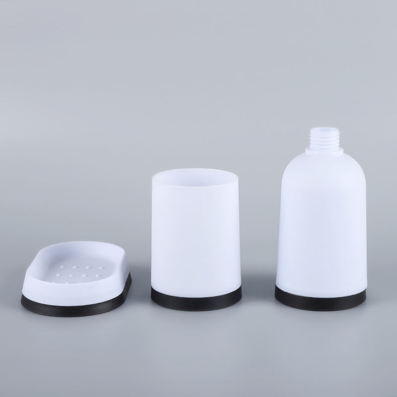 House Hold Bathroom Accessories Set White Liquid Soap Dispenser