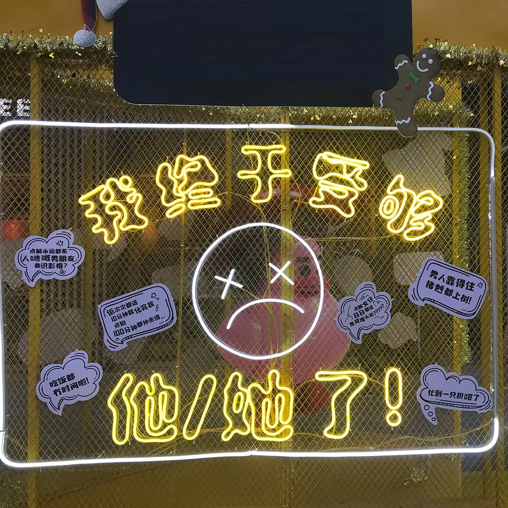 Professional Factory Boutique Store Retail Props Brand Display Shop Retail Store Decoration Window Display Props