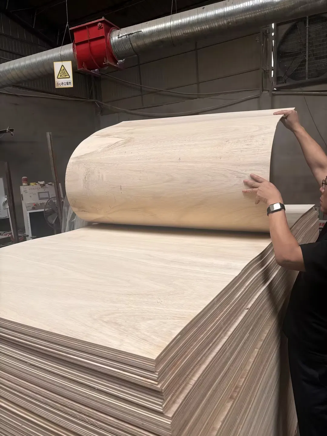 Durable Melamine Chipboard in Embossed Grey with Sustainable Features