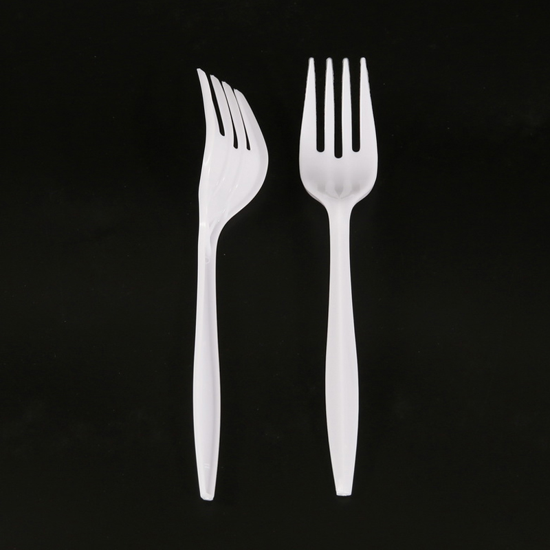 New Arrival 100% Renewable Resources Lightweight Plastic Disposable Cutlery