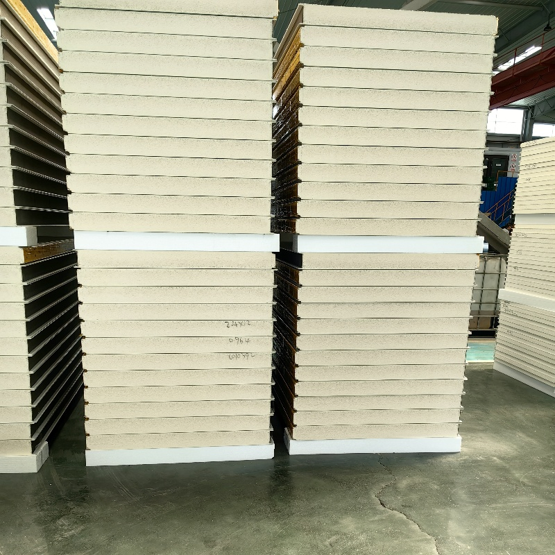 Lightweight Quick and Easy Installation EPS Sandwich Panel Corrugated Roof Panel