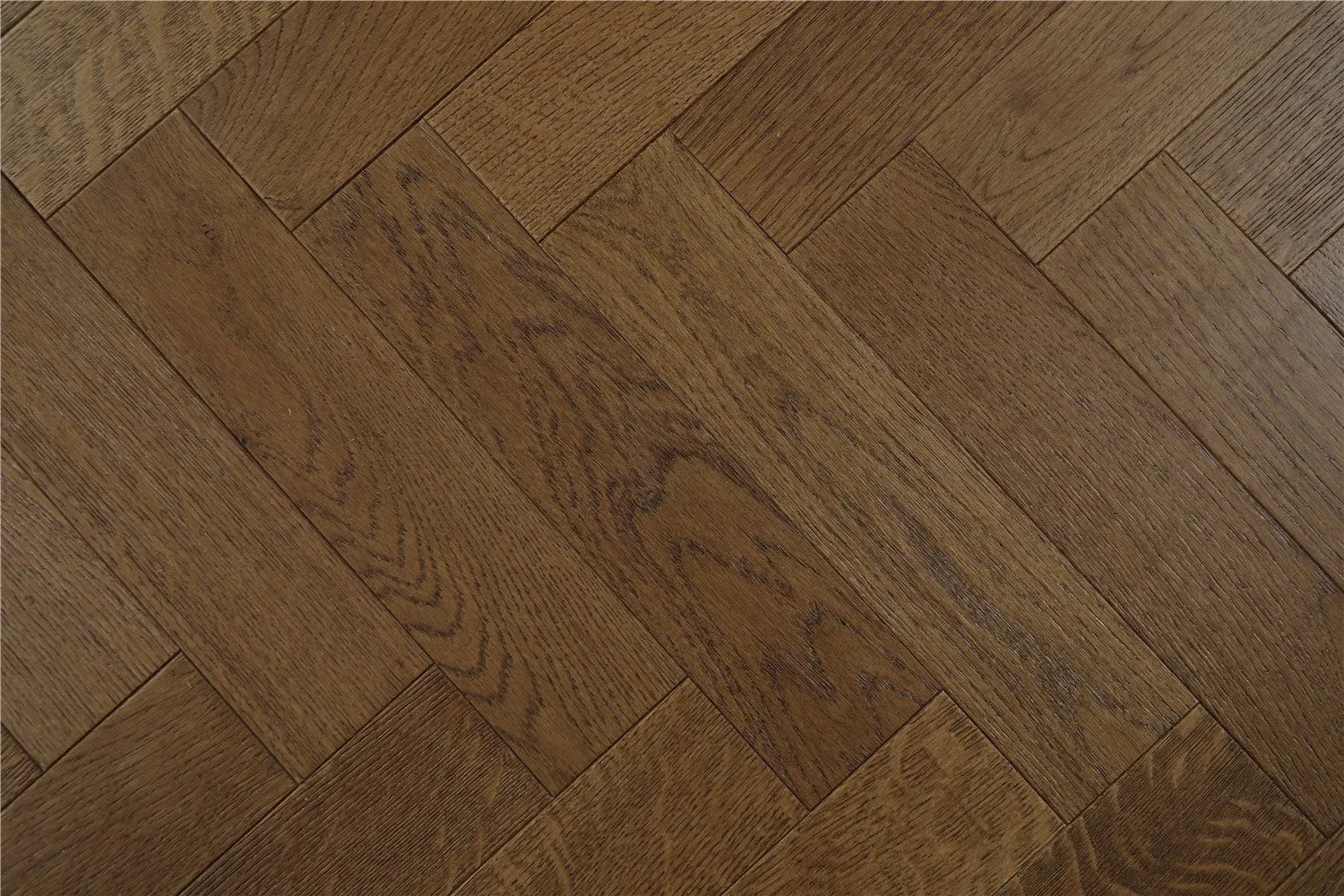 Инженерная доска дуб елочка пшеничный цвет 8-21мм