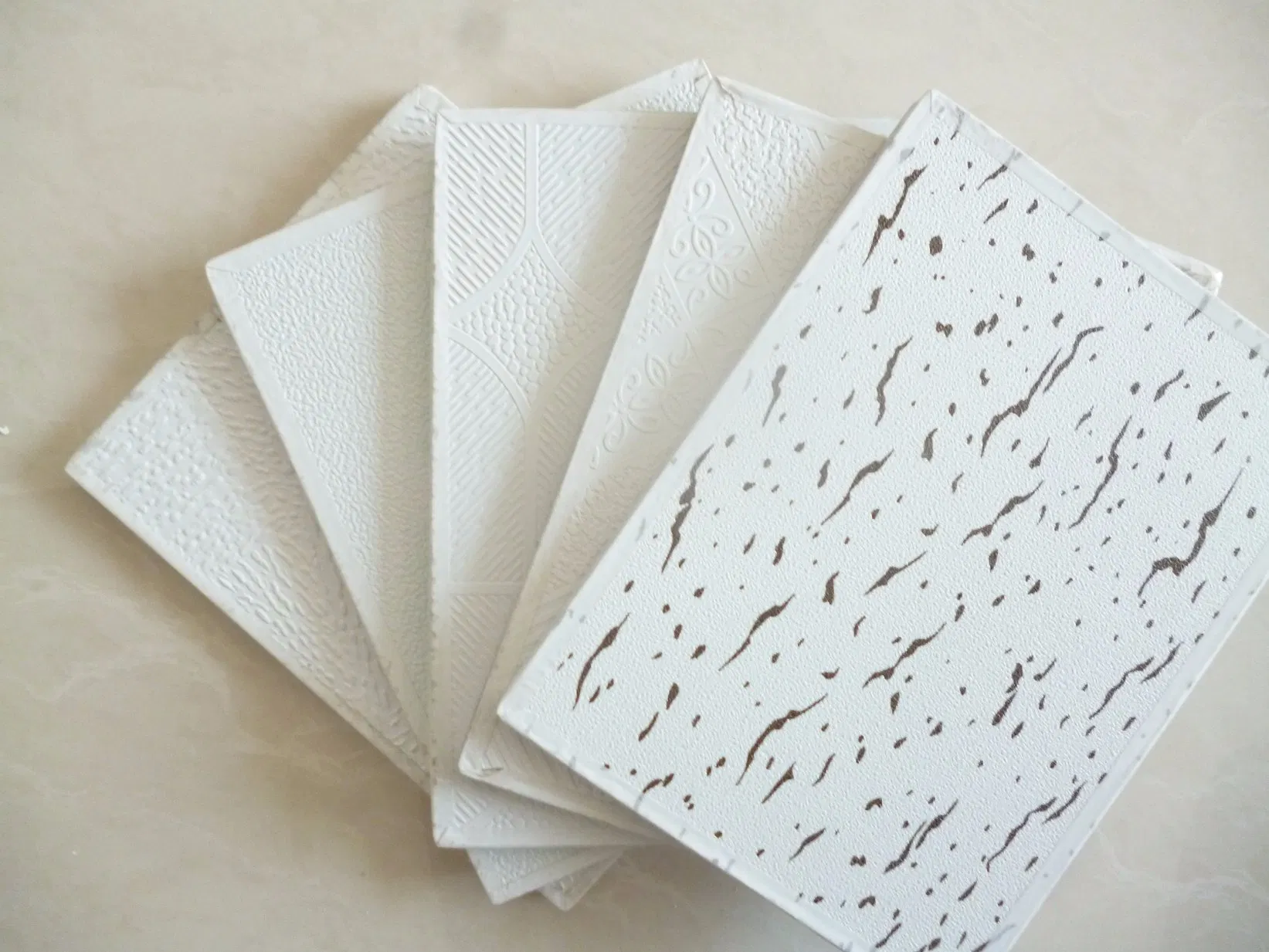 2' *2' PVC Laminated Gypsum Ceiling Tiles (Design 998)