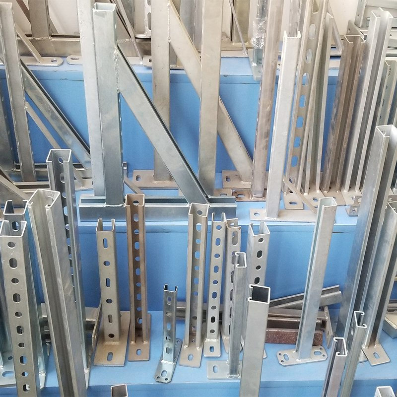 Zinc-Plated Carbon Steel Rhombus Hammer Head Bolt-Pressed