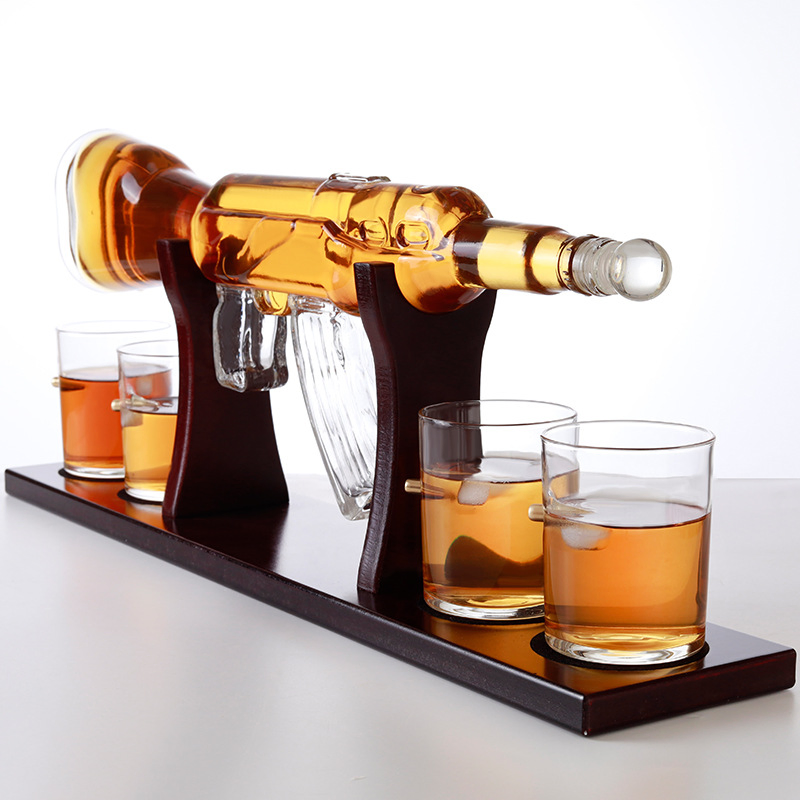 Handmade Glass Bottle Decanter Ak 47 Gun Shape Bottle Glass Whiskey Decanter and Glasses Sets