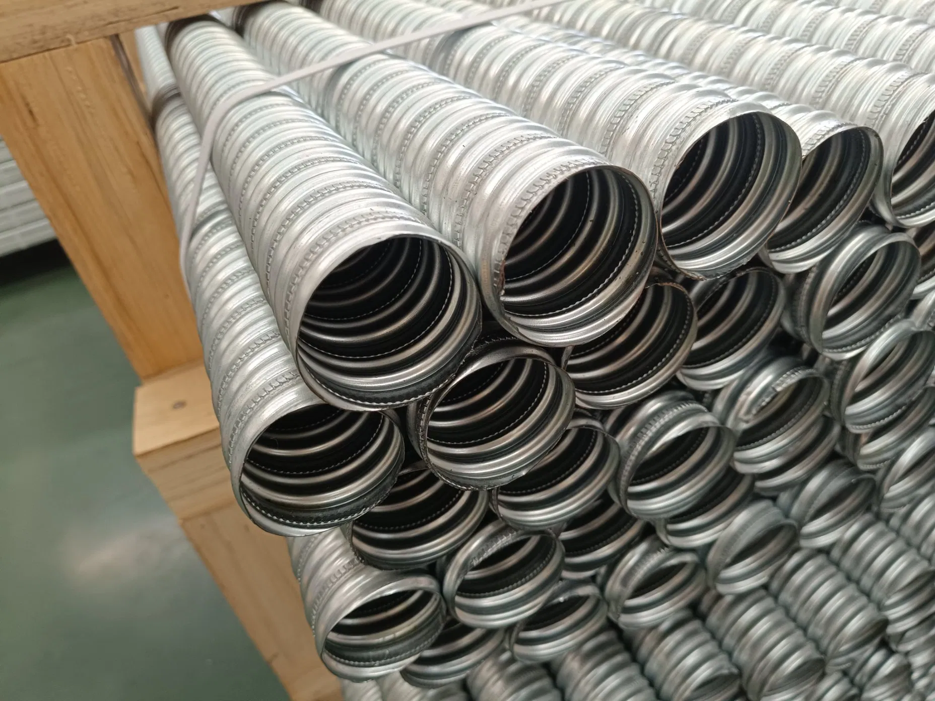Post Tension Prestressed Round Metal Material Galvanized Corrugated Duct 65mm