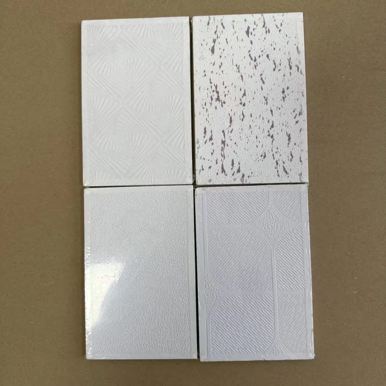 Hot PVC Gypsum Ceiling Tiles (Regular) 595*595*7.0mm