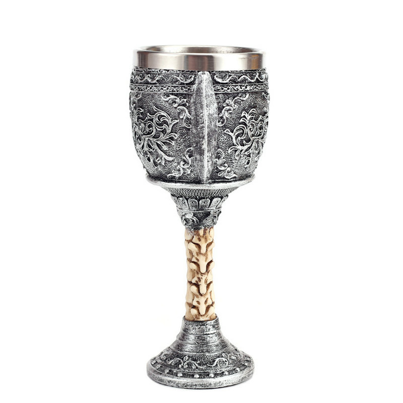 Бокал для вина в стиле средневекового рыцаря