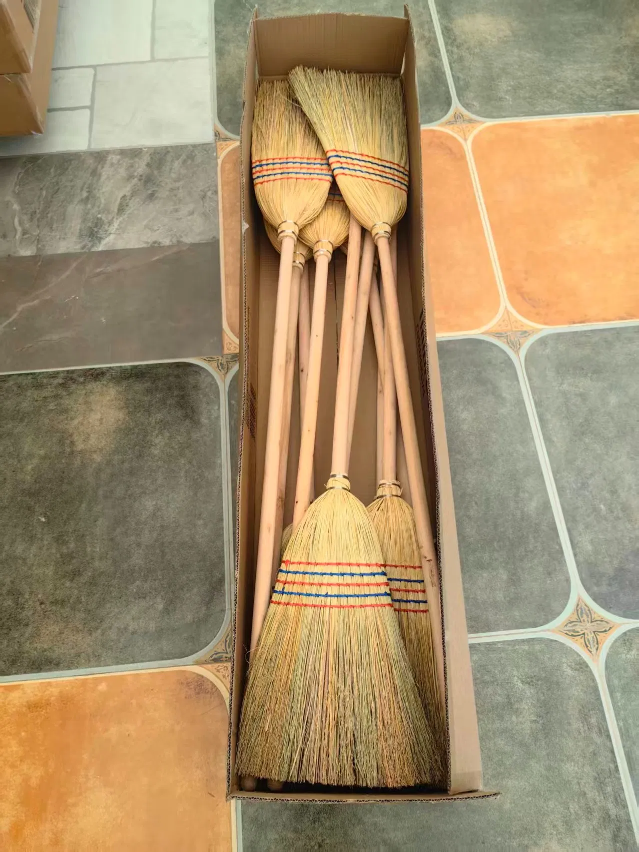 Durable Corn Broom for Efficient Indoor and Outdoor Cleaning