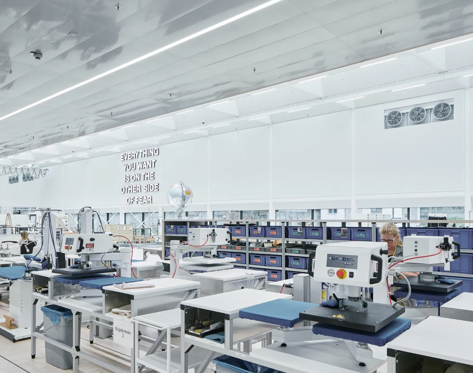 Ultra-Wear Resistant Sewing Surface High Pressure Laminate Sheet for Industrial Sewing Machines