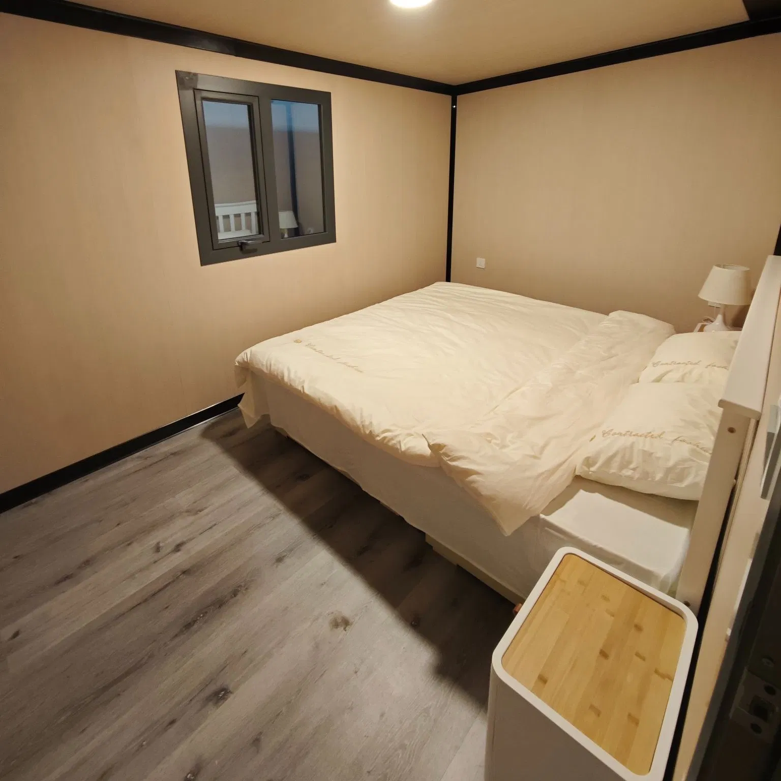 High Quality Transportable Houses Easy Assemble Steel Prefabricated House Tiny Glass Container House Modular Container Prefab House