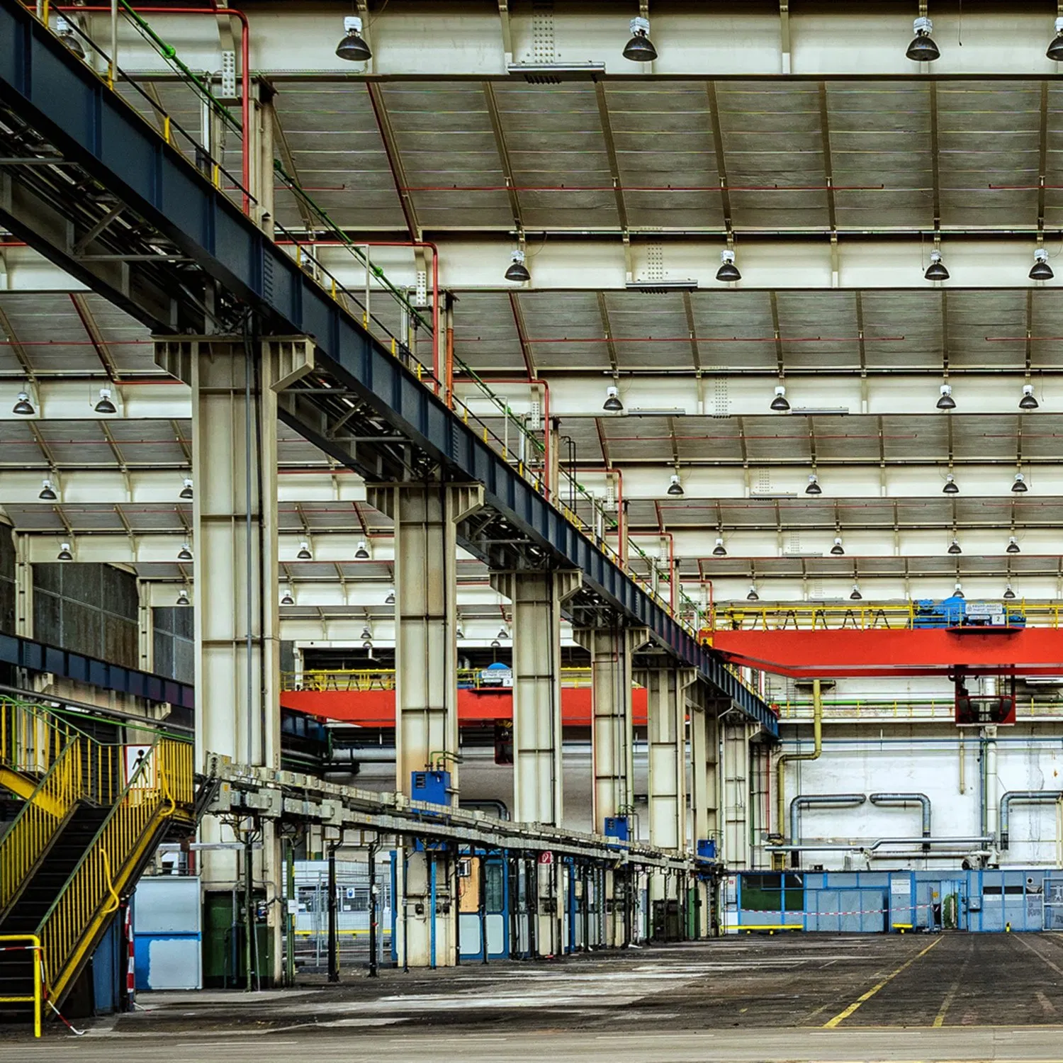 From a Chinese Supplier H-Shaped Steel Beam Steel Frame Prefabricated Building