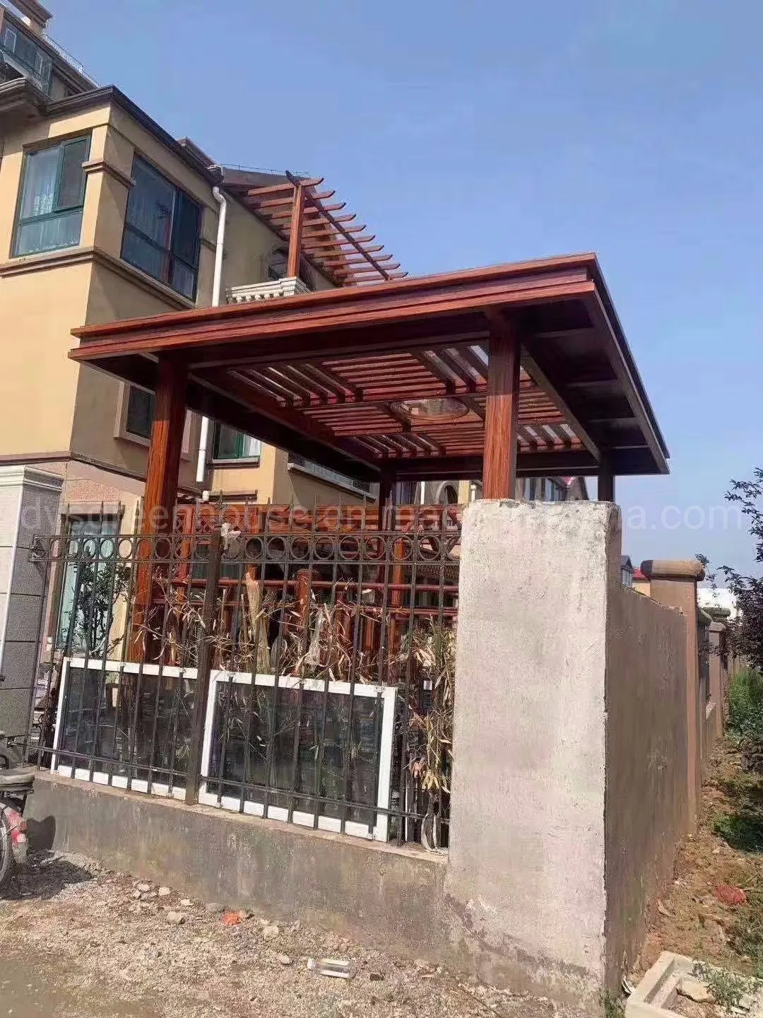 Customized Winter Garden Free Standing Sunroom