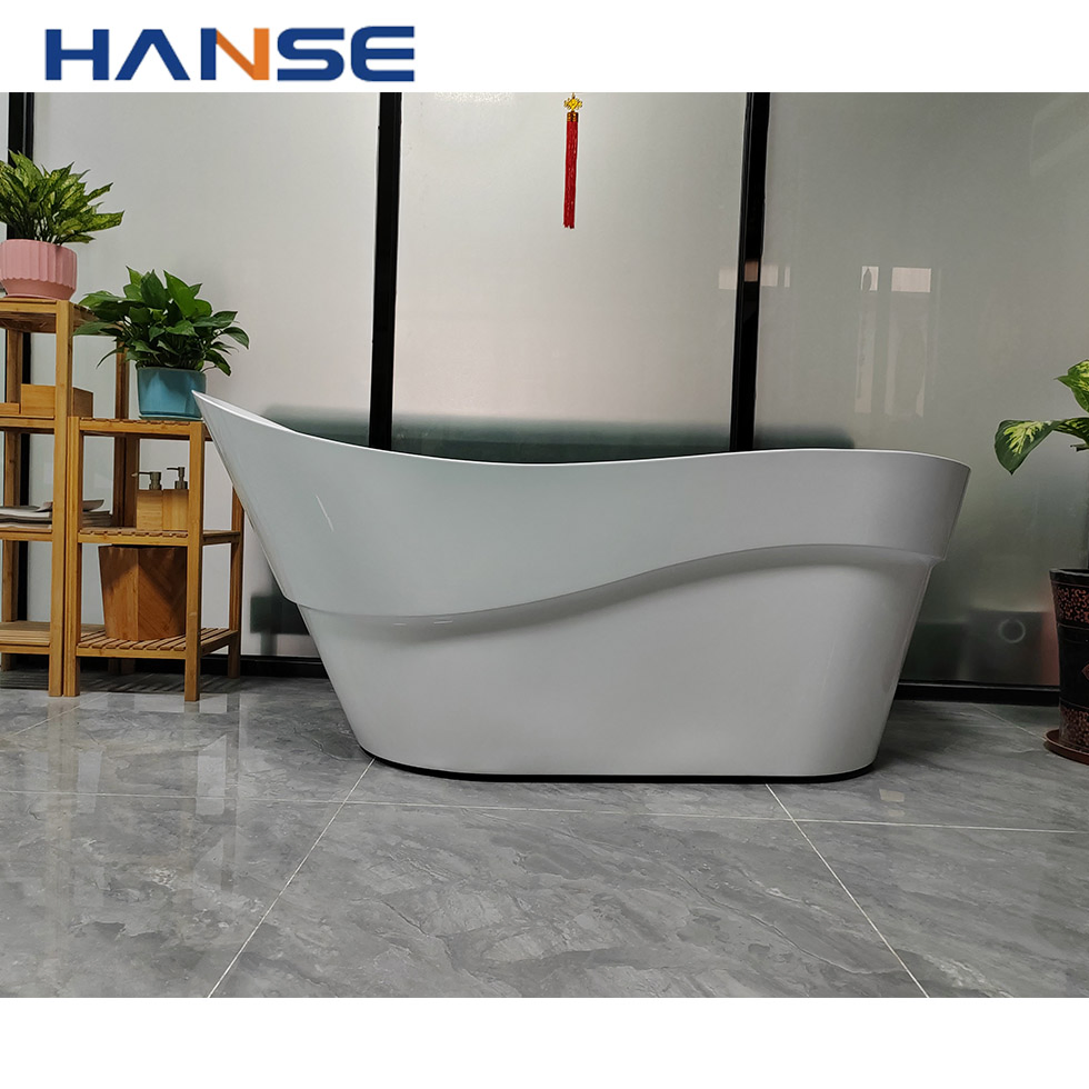 Акриловая ванна Freestanding белая с гидромассажем