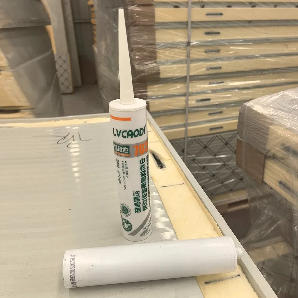 Super Adhesive Cold Solid Polyurethane Liquid Storage PU Spray Waterproof Antibacterial and Energy Saving Sealant Glue