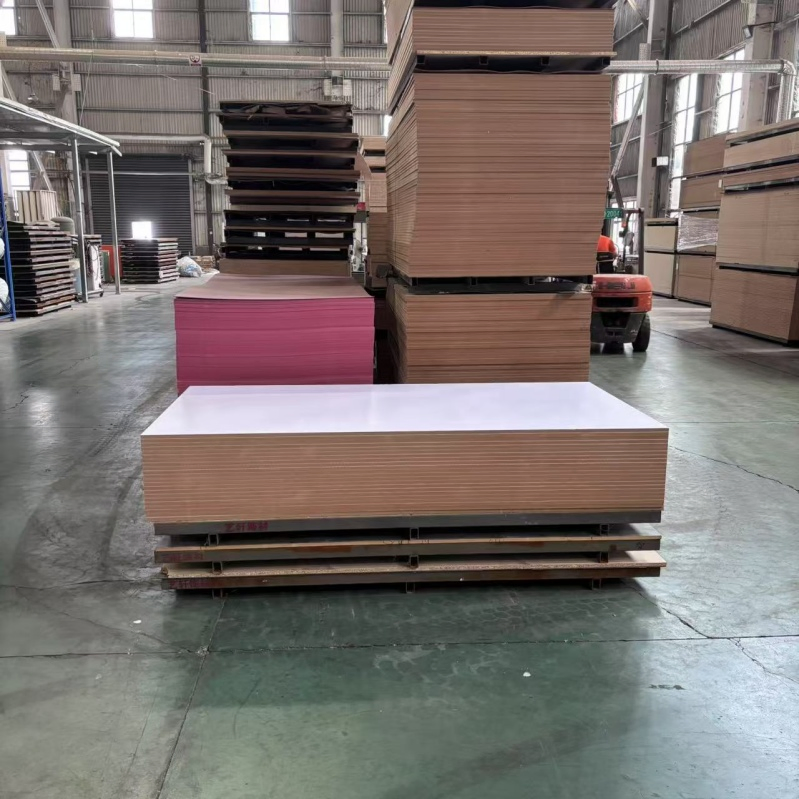 High Strength Anti-Scratch Pet MDF Board for Open-Plan Living Room Dividers