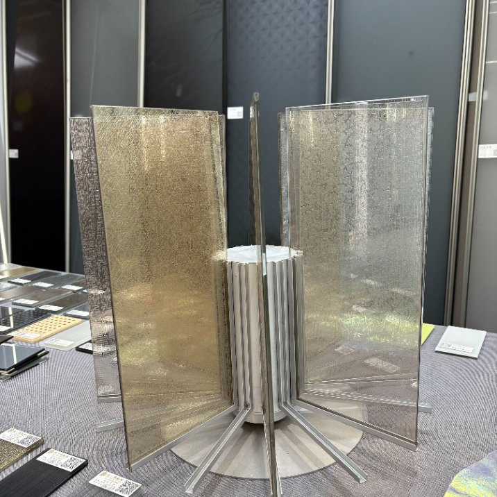 Modern Reflective Coated Acid Etched Shower Glass Designs
