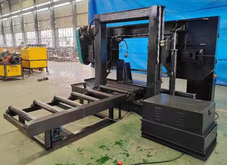 Ленточная пила по металлу полуавтоматическая универсальная