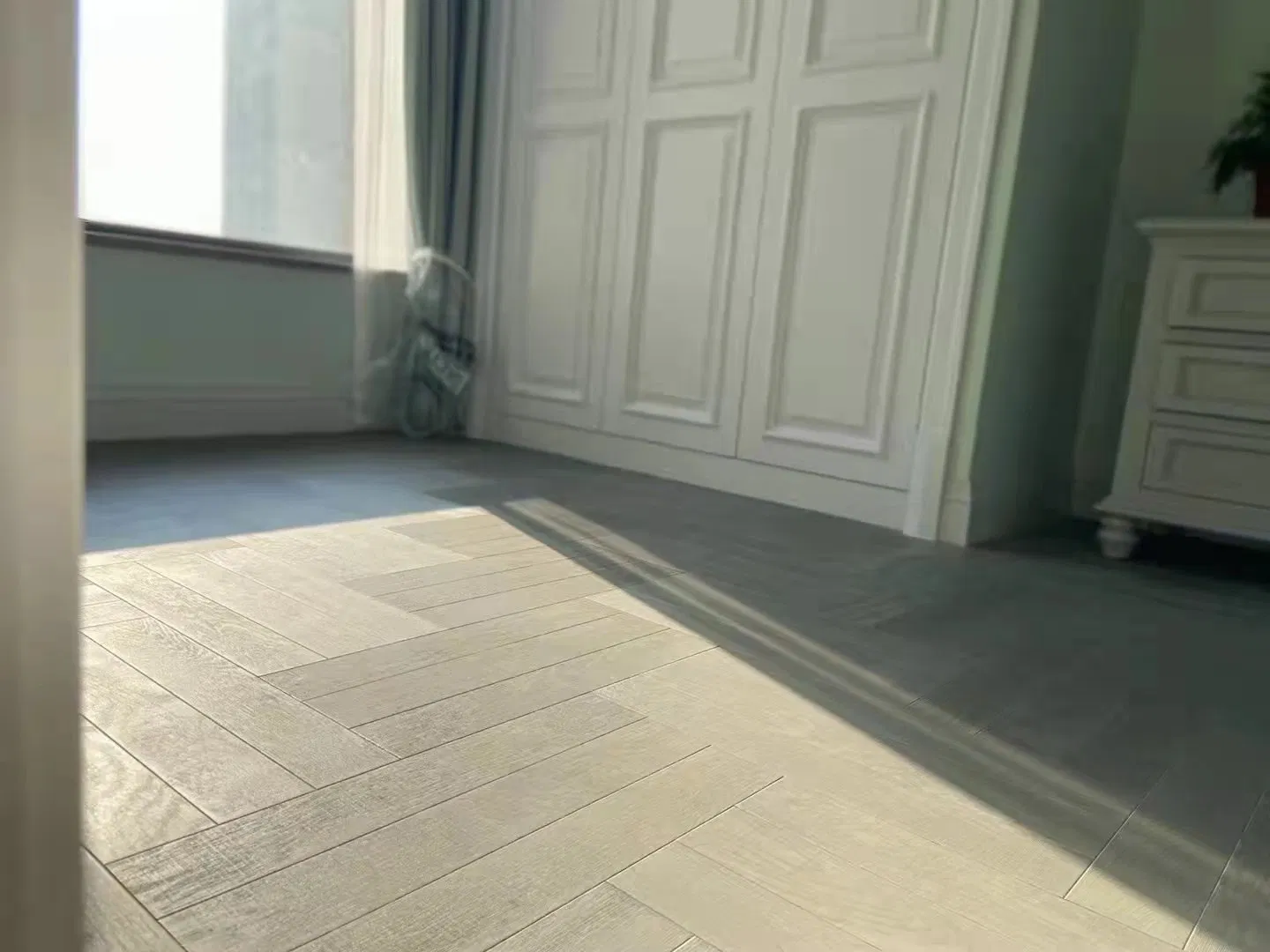 Sport Basketball Indoor Herringbone Engineered Parkett Solid Dark/White Oak Teak Wooden Floor Panel