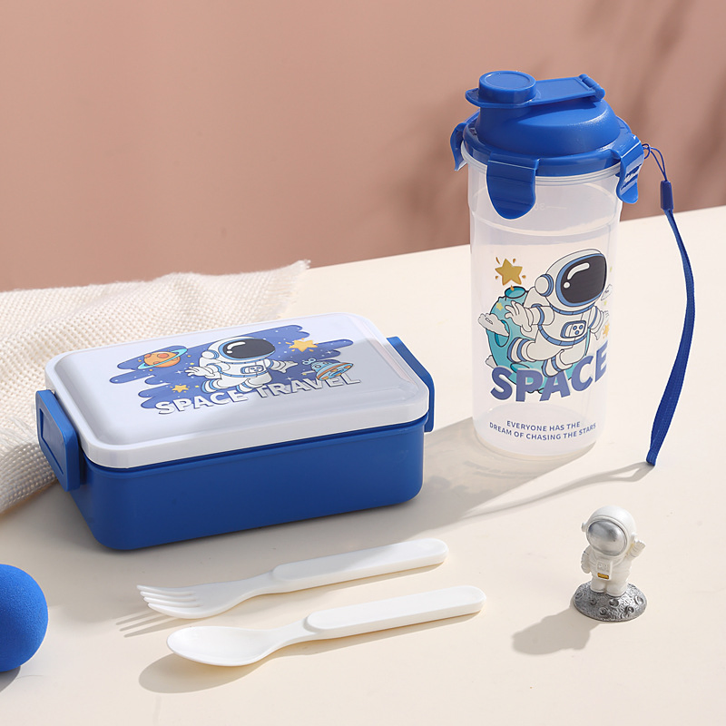 Versatile Portable Large-Capacity Microwave-Safe Lunch Box for Work