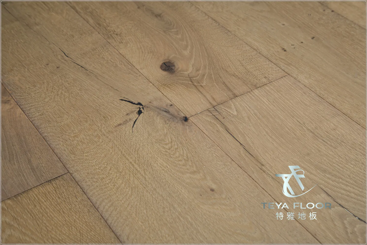 Hot Sale Oak Engineered Wood Flooring with High Quality Wood Parquet