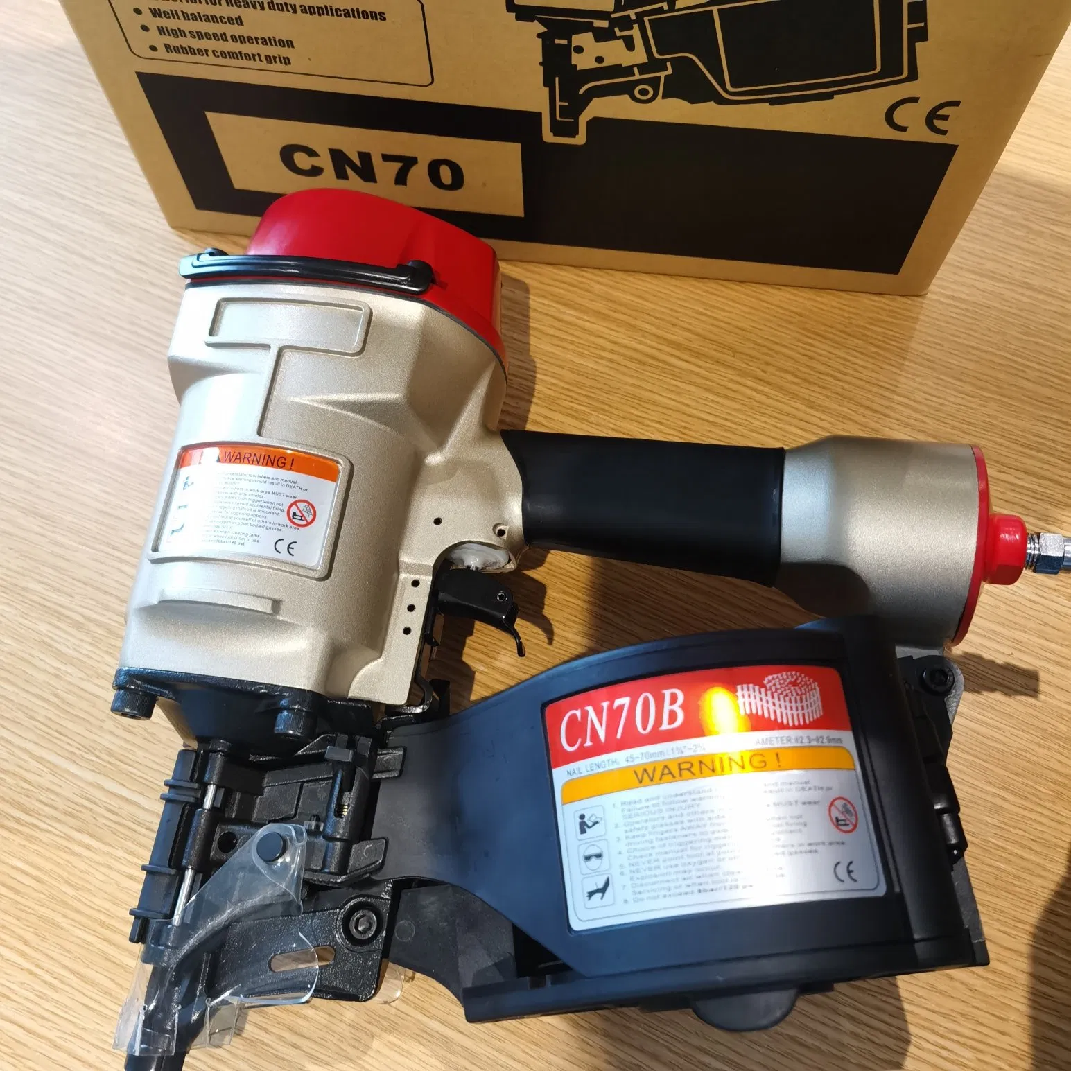 Пневматический гвоздезабивной пистолет CN70 для каркасных работ