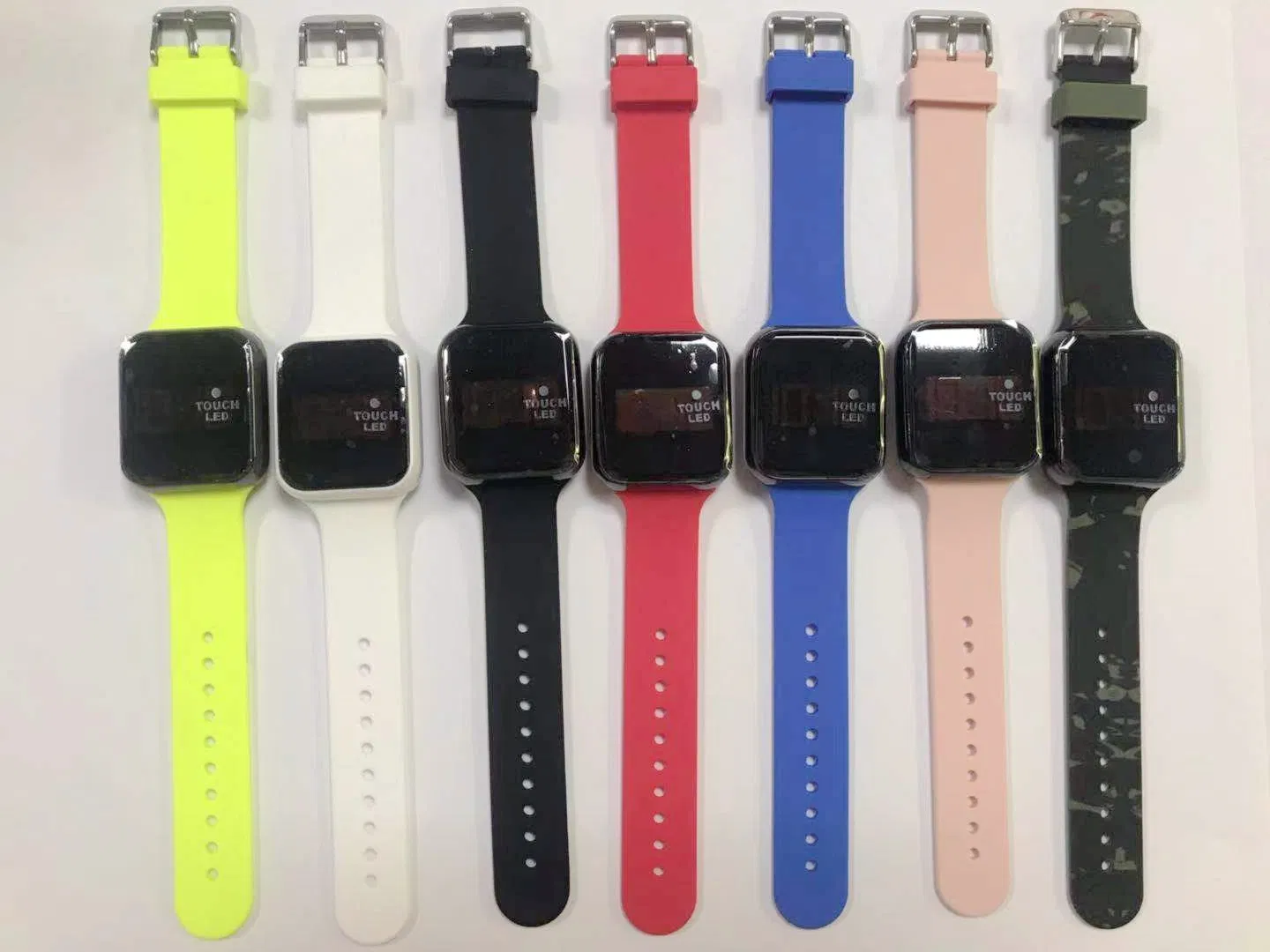 LCD Smart Touch LED Watches Promotional Apple Watch Strap Interchangble Gift Watch Set Cheap Price