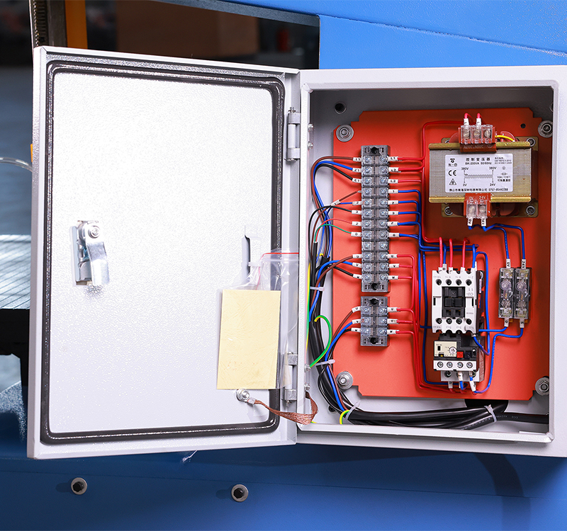 Ленточная пила по дереву вертикальная 20 дюймов