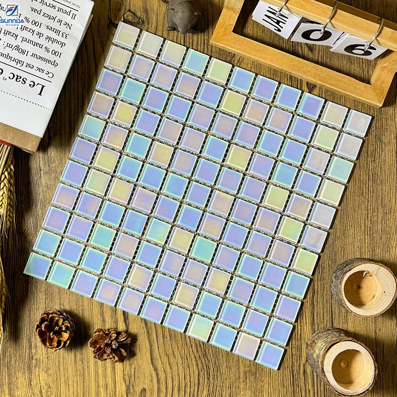 Белые перламутровые мозаичные плитки для бассейна